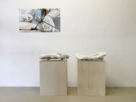 AbsenceIndicatedGesture